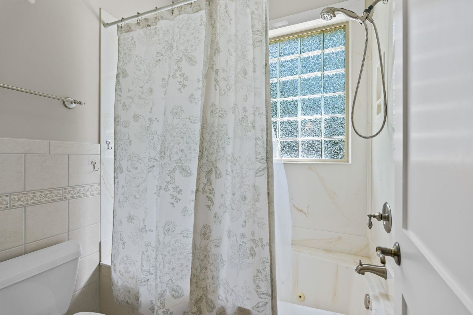 140 Heritage Dr. Photo 47