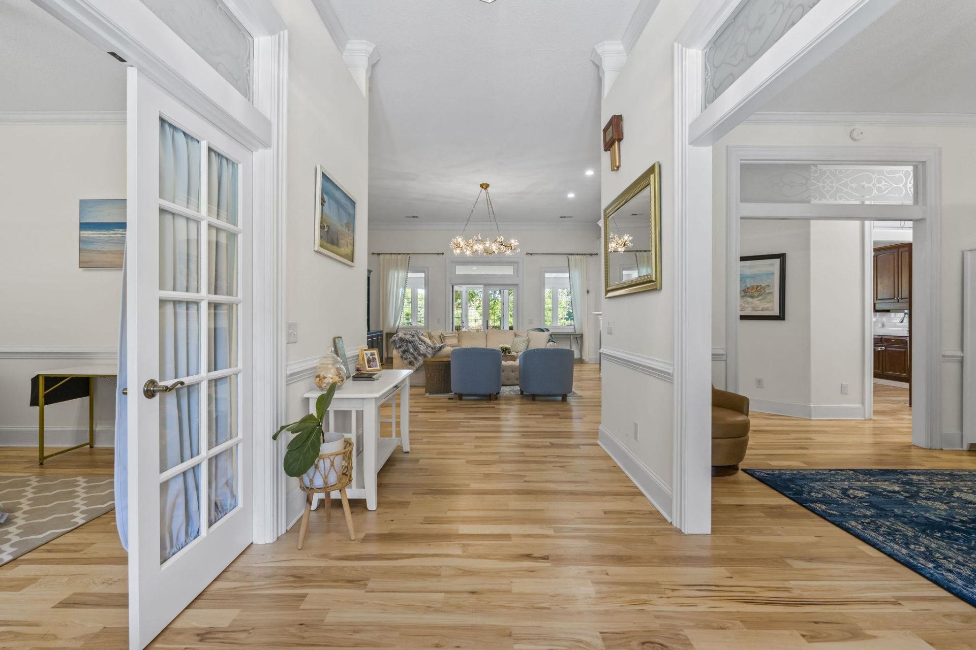 140 Heritage Dr. Photo 6