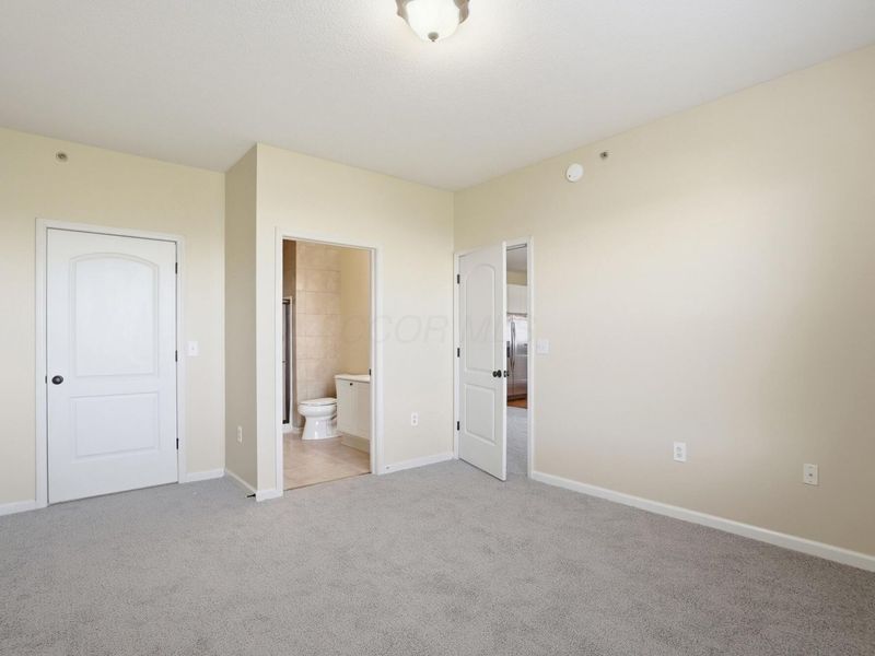 675 Hidden Springs Drive, Lewis Center, OH 43035 Photo 16