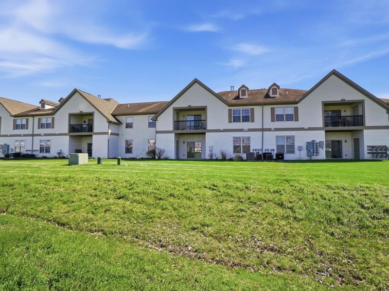 675 Hidden Springs Drive, Lewis Center, OH 43035 Photo 28