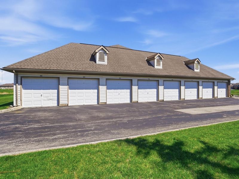 675 Hidden Springs Drive, Lewis Center, OH 43035 Photo 35