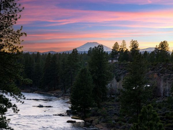 60871 River Rim Drive, Bend, OR 97702