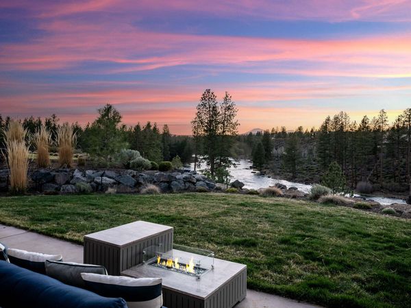 60871 River Rim Drive, Bend, OR 97702