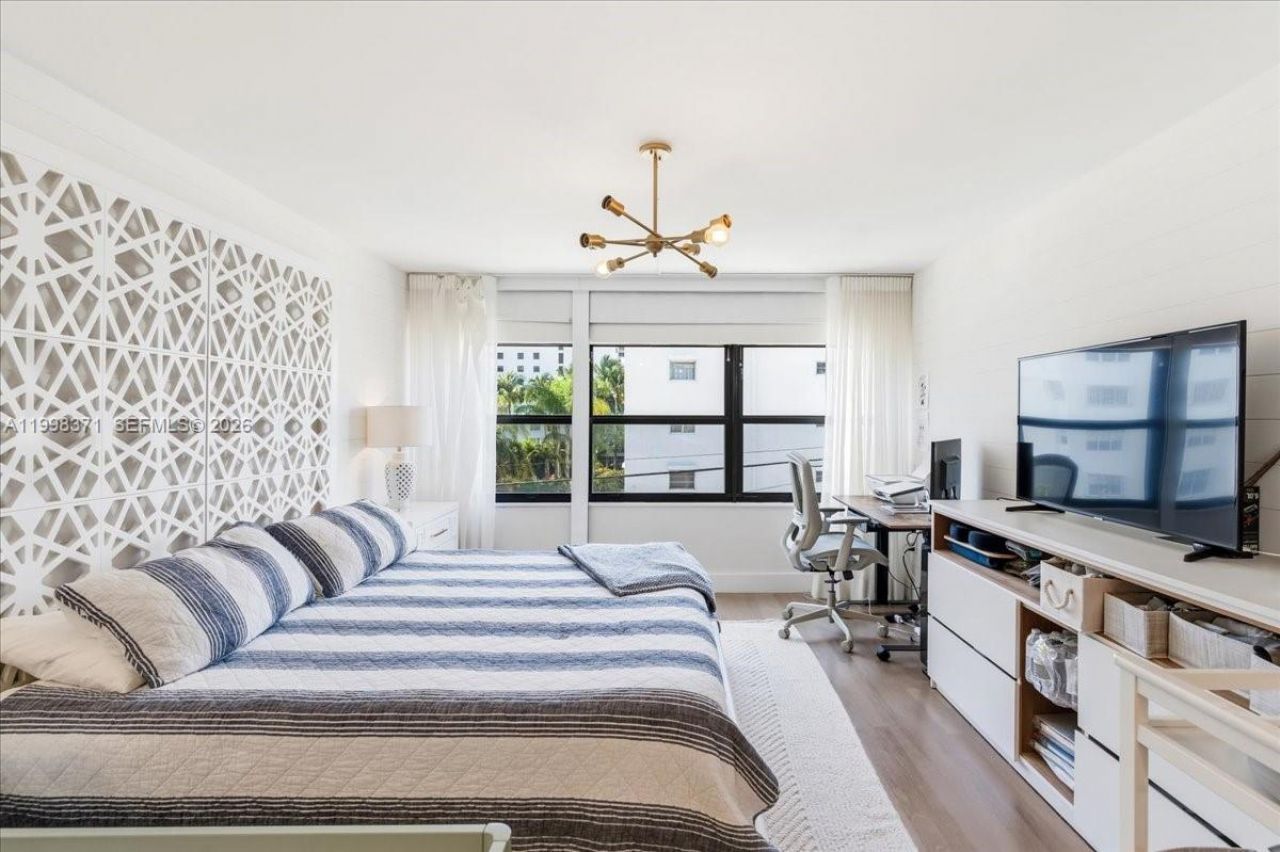 550 Ocean Drive, Unit 3H, Key Biscayne, FL 33149 Photo