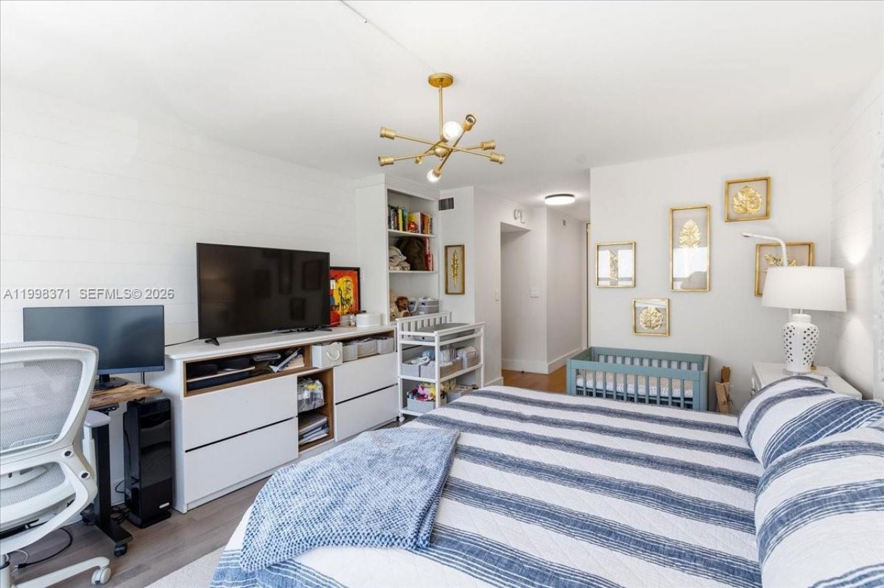 550 Ocean Drive, Unit 3H, Key Biscayne, FL 33149 Photo