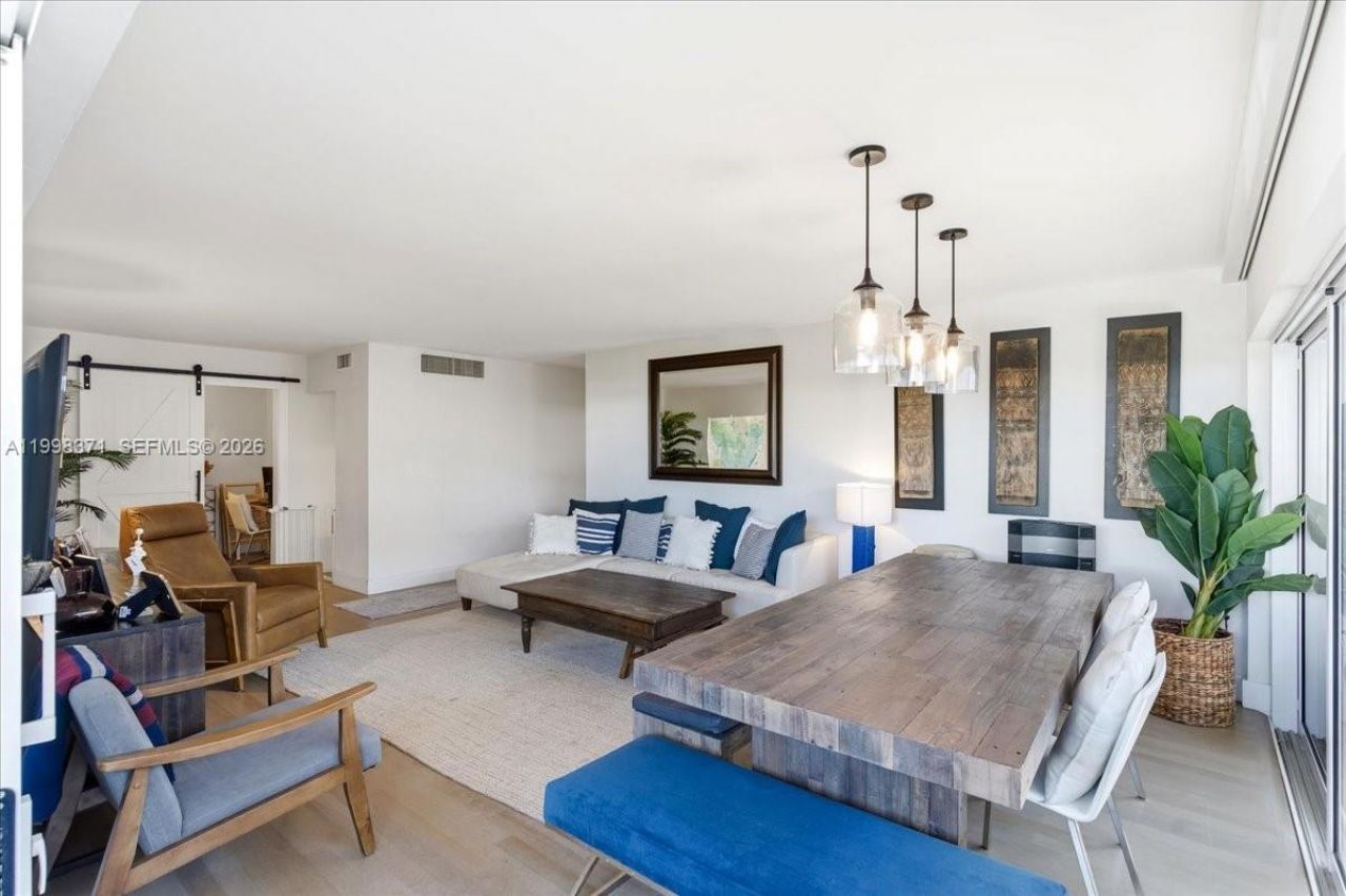 550 Ocean Drive, Unit 3H, Key Biscayne, FL 33149 Photo