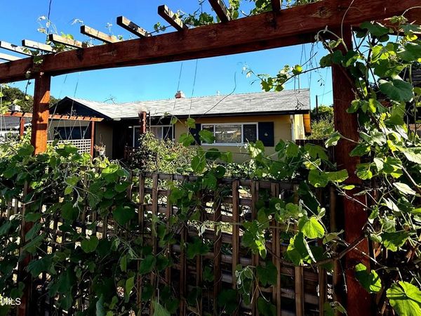 50 E Portal Street, Oak View, CA 93022