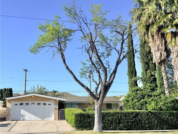 19239 Pleasantdale Street, Canyon Country, CA 91351