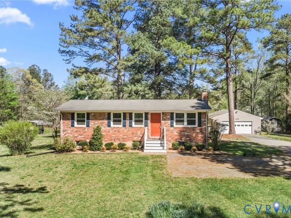 1218 Cheaneys Bridge Road, Dunnsville, VA 22454