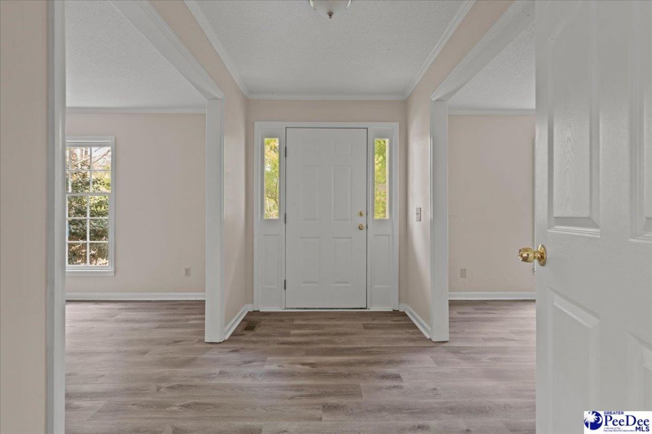 108 Shoshone Drive Photo 4