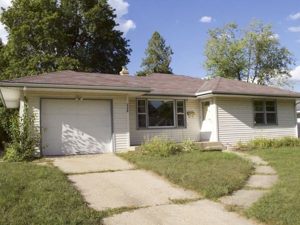 3520 Thelma Street , Rockford, IL 61108