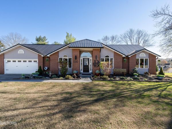 1010 Columbine Lea , Sevierville, TN 37862