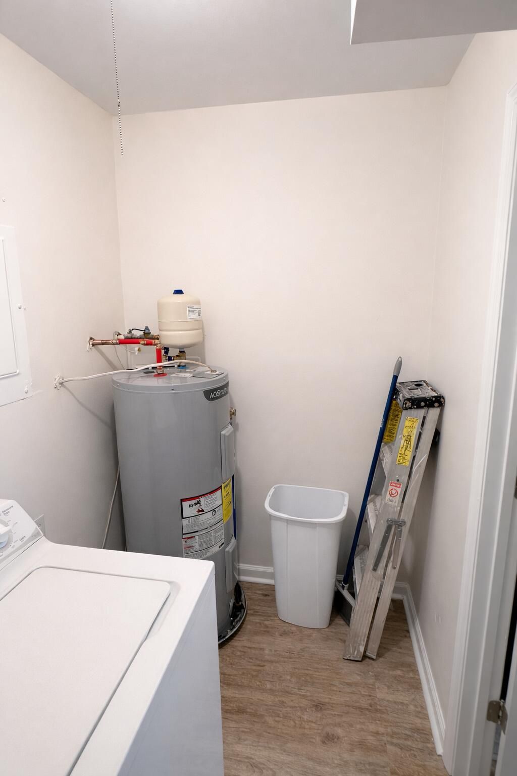 1402 Camp Road Photo 19