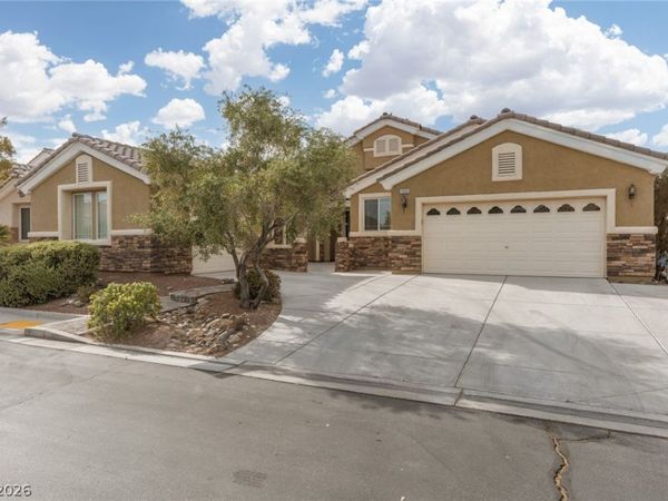 1995 Dakota Lodge Avenue, Las Vegas, NV 89123