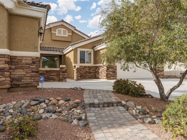 1995 Dakota Lodge Avenue, Las Vegas, NV 89123