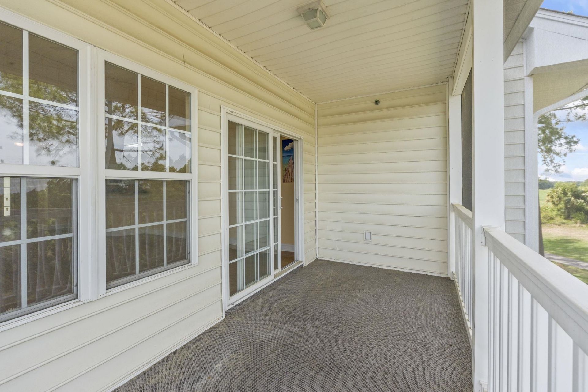 6000 Windsor Green Way Photo 24