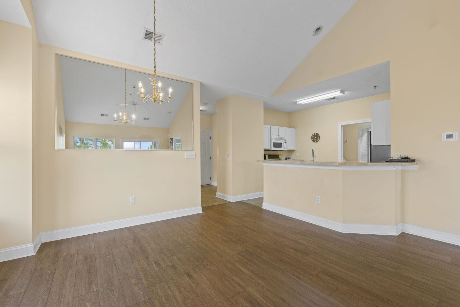 6000 Windsor Green Way Photo 6