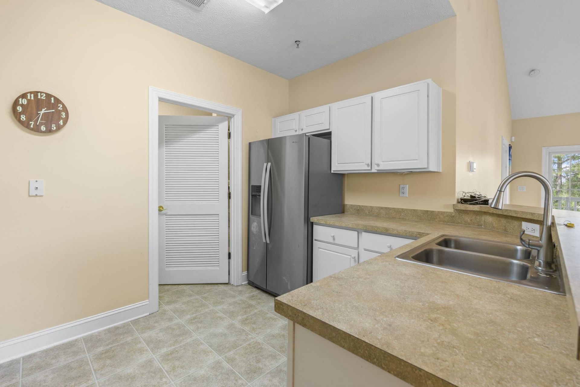 6000 Windsor Green Way Photo 9