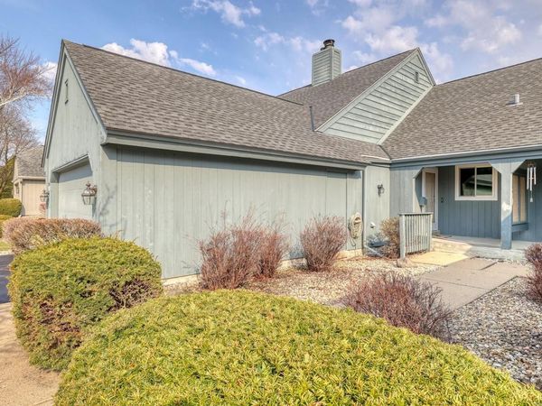 2324 W Cumberland COURT, Mequon, WI 53092
