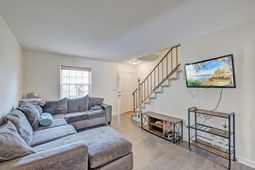 21 Rivers Point Row photo 4