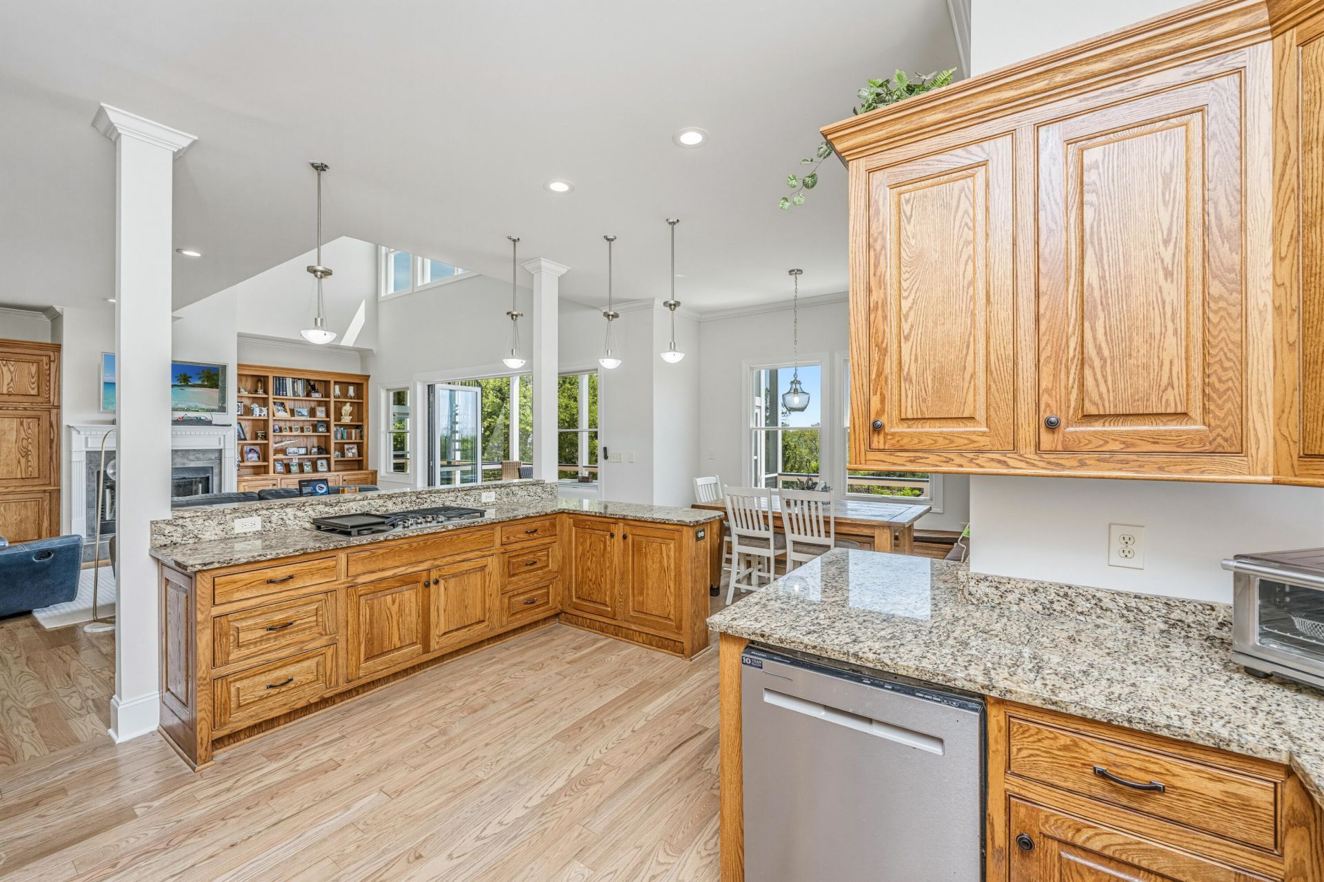 1534 Fiddlers Marsh Drive Photo 17