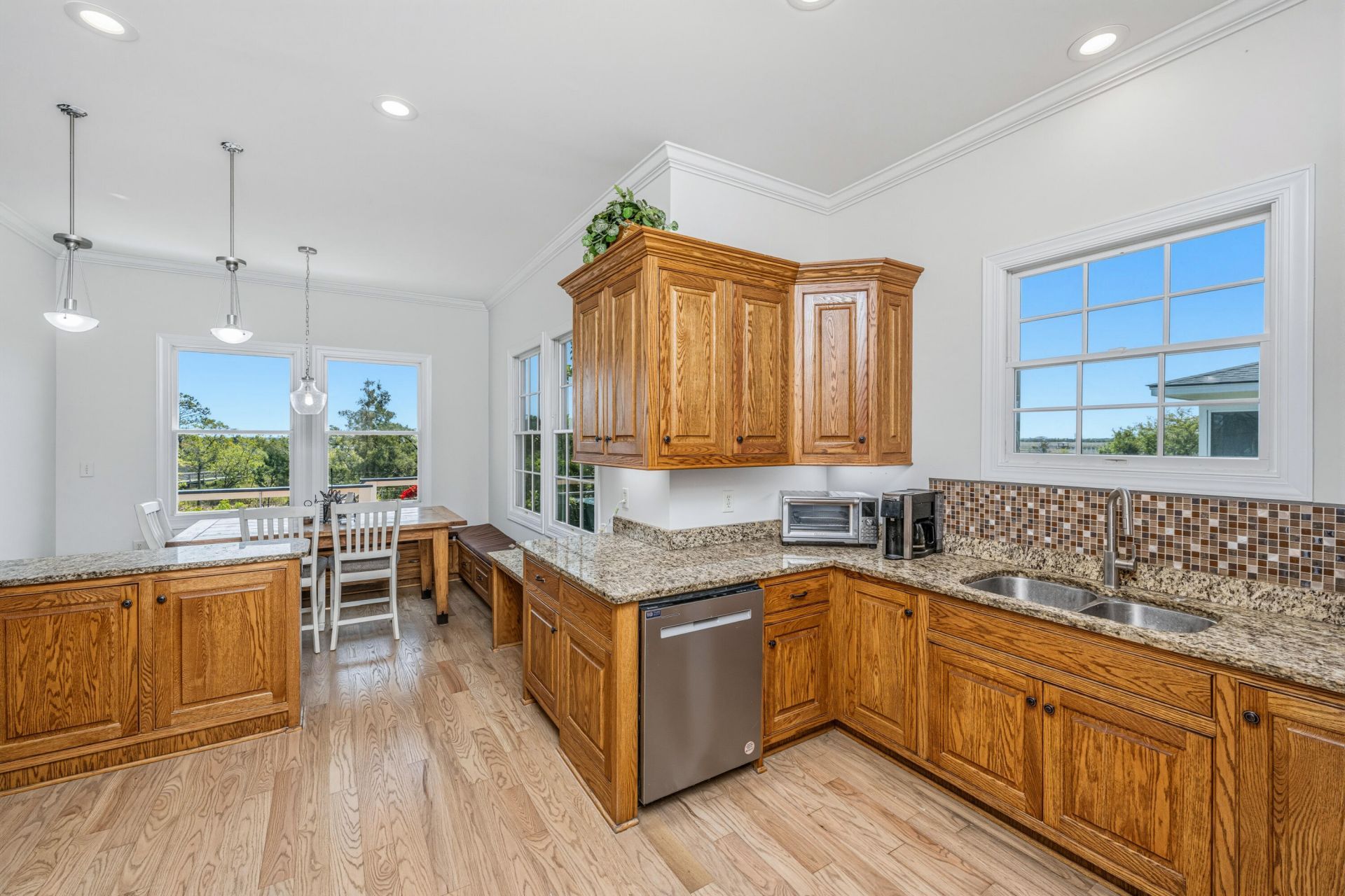 1534 Fiddlers Marsh Drive Photo 18