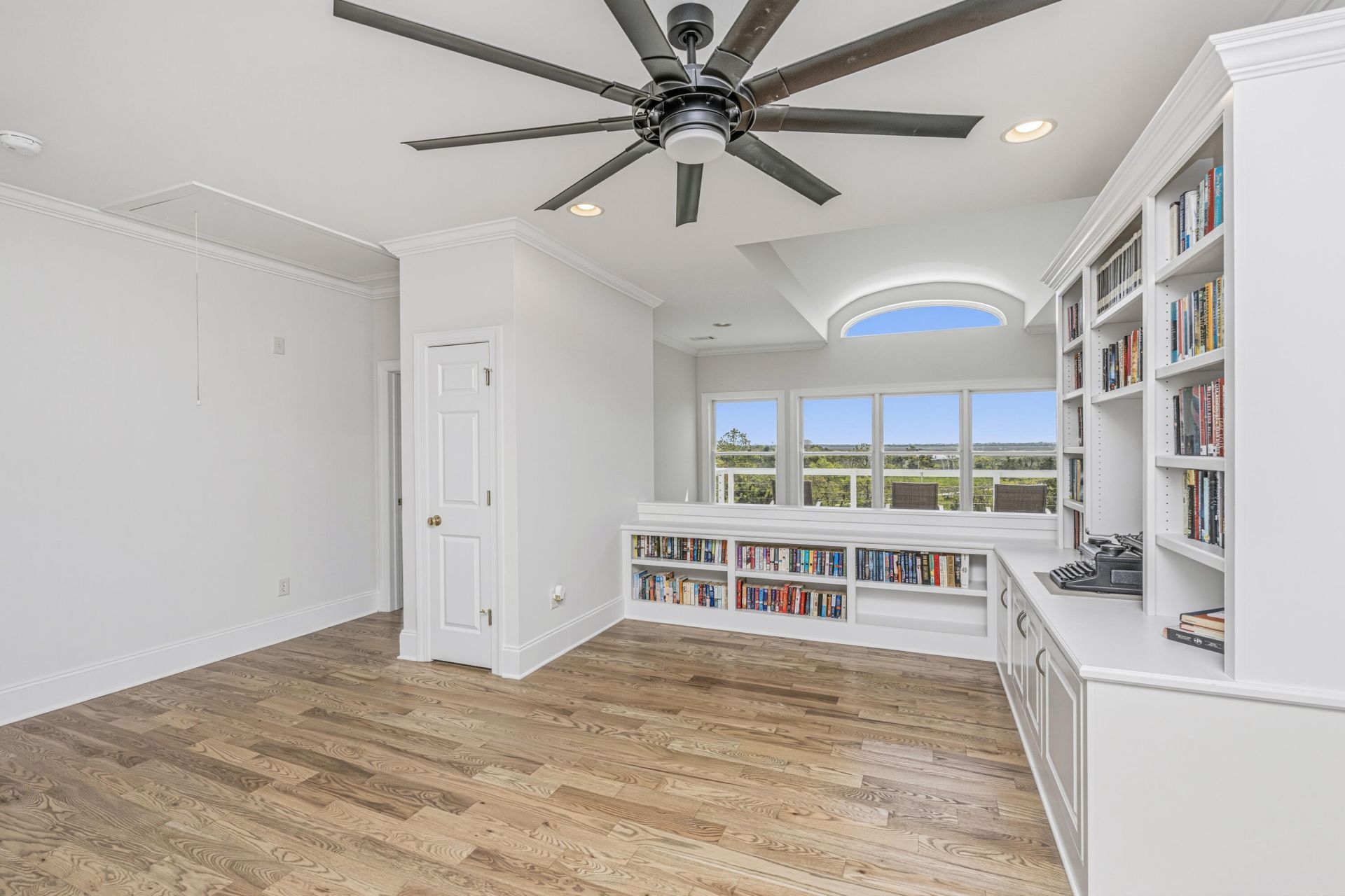 1534 Fiddlers Marsh Drive Photo 35