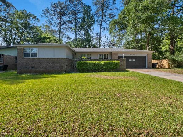 1815 Salmon Drive, Tallahassee, FL 32303