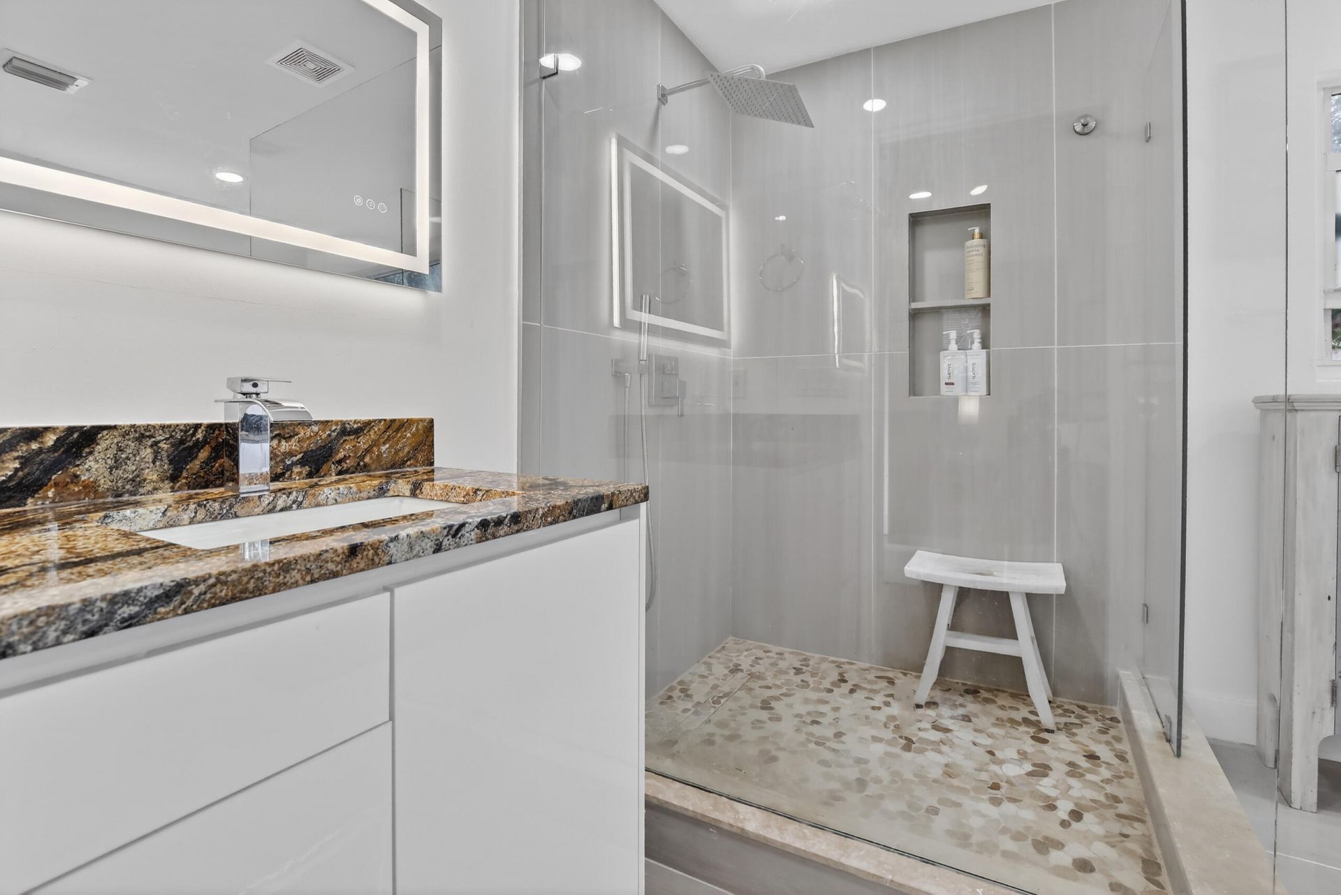 605 SW 6th Avenue, Fort Lauderdale, FL 33315 Photo