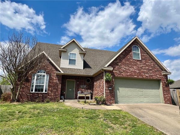 3381 Eaglecrest Circle , Springdale, AR 72762