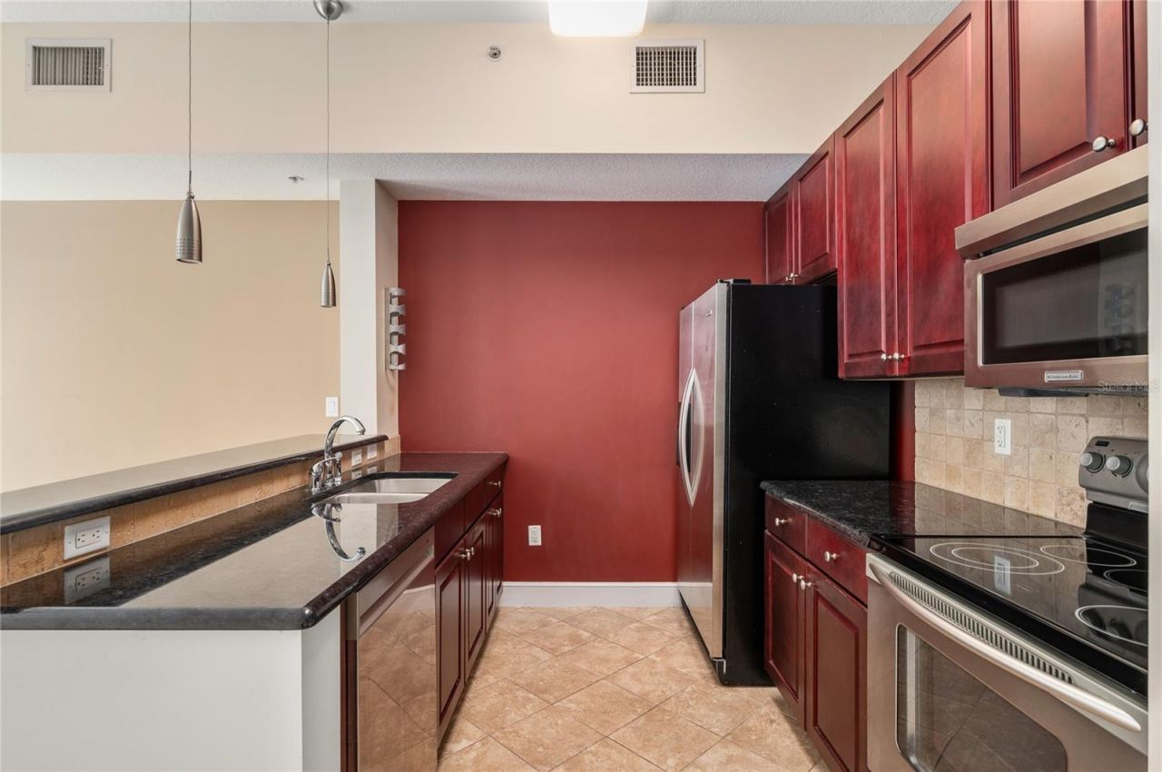 101 S Eola Drive, Unit 519, Orlando, FL 32801 Photo