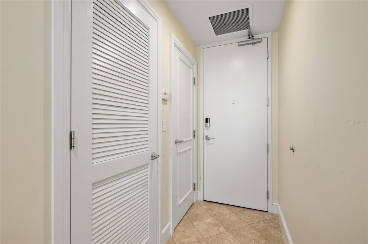101 S Eola Drive, Unit 519, Orlando, FL 32801 Photo
