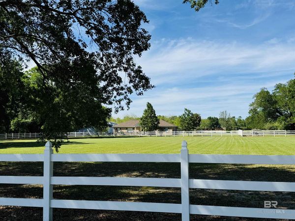 13795 White Road, Silverhill, AL 36576