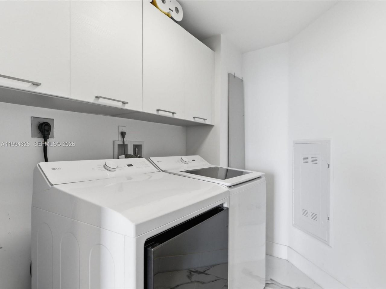 330 Sunny Isles Blvd, Unit 5-1508, Sunny Isles Beach, FL 33160 Photo