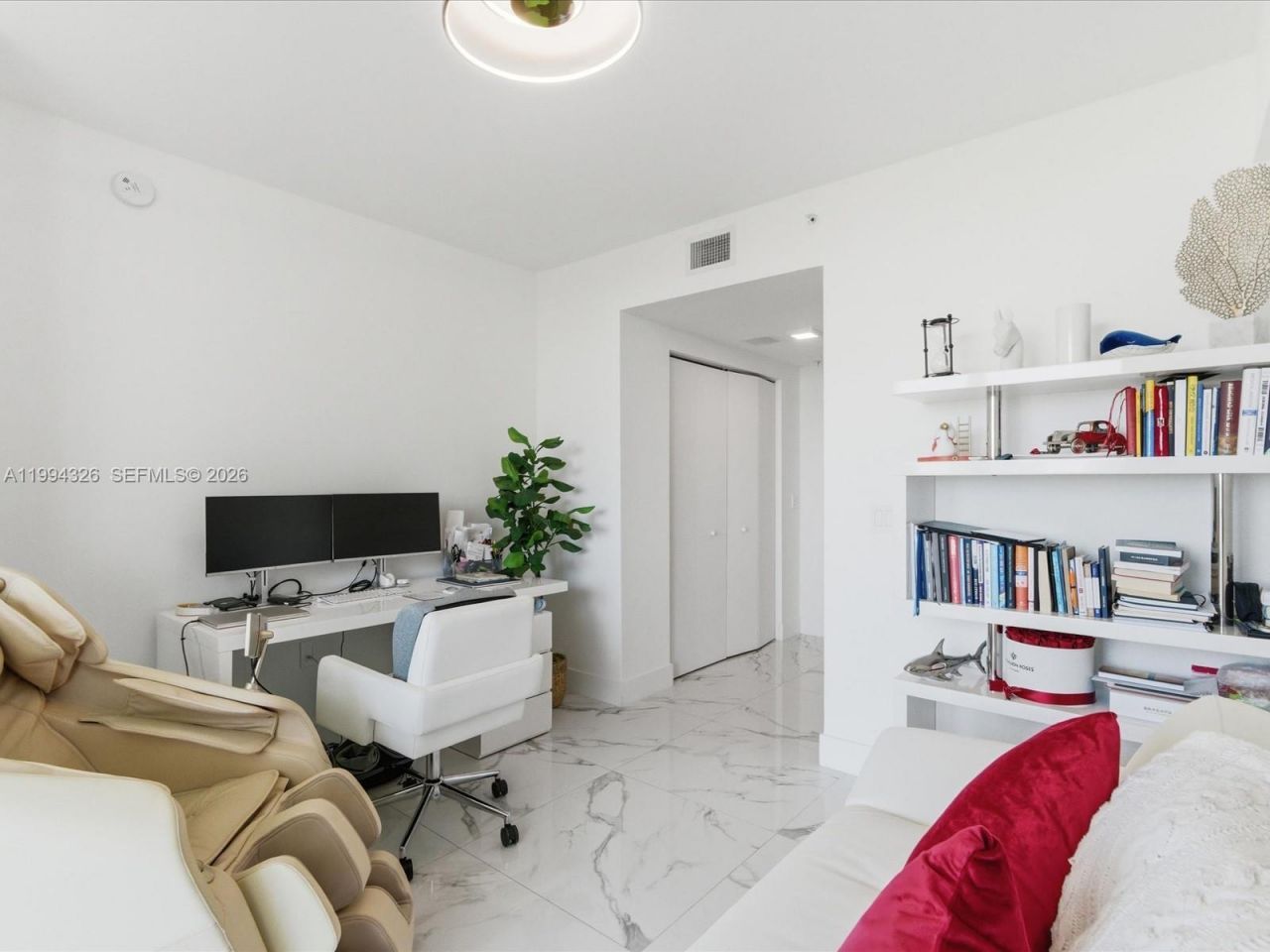 330 Sunny Isles Blvd, Unit 5-1508, Sunny Isles Beach, FL 33160 Photo