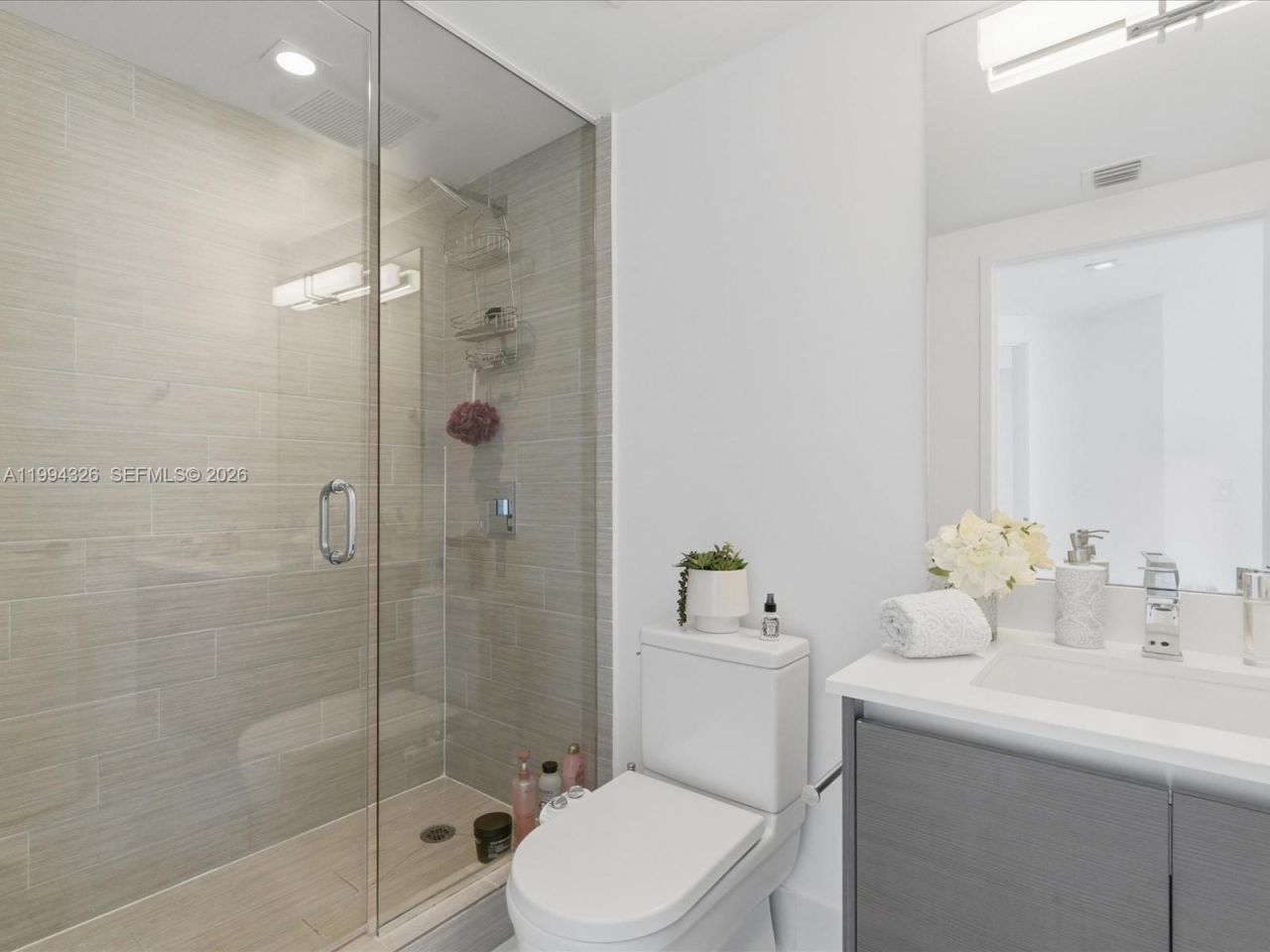 330 Sunny Isles Blvd, Unit 5-1508, Sunny Isles Beach, FL 33160 Photo