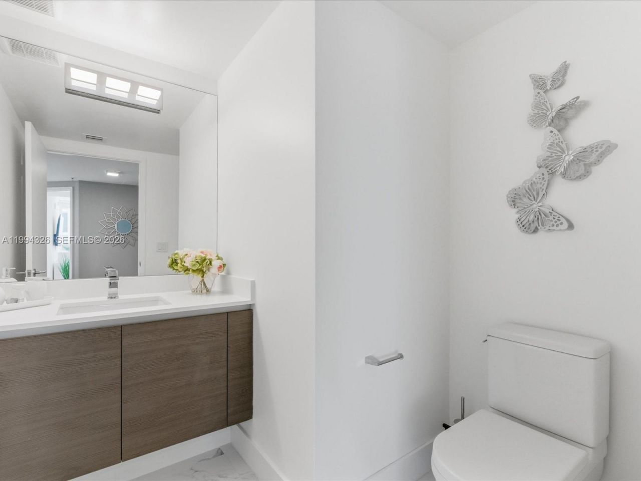 330 Sunny Isles Blvd, Unit 5-1508, Sunny Isles Beach, FL 33160 Photo