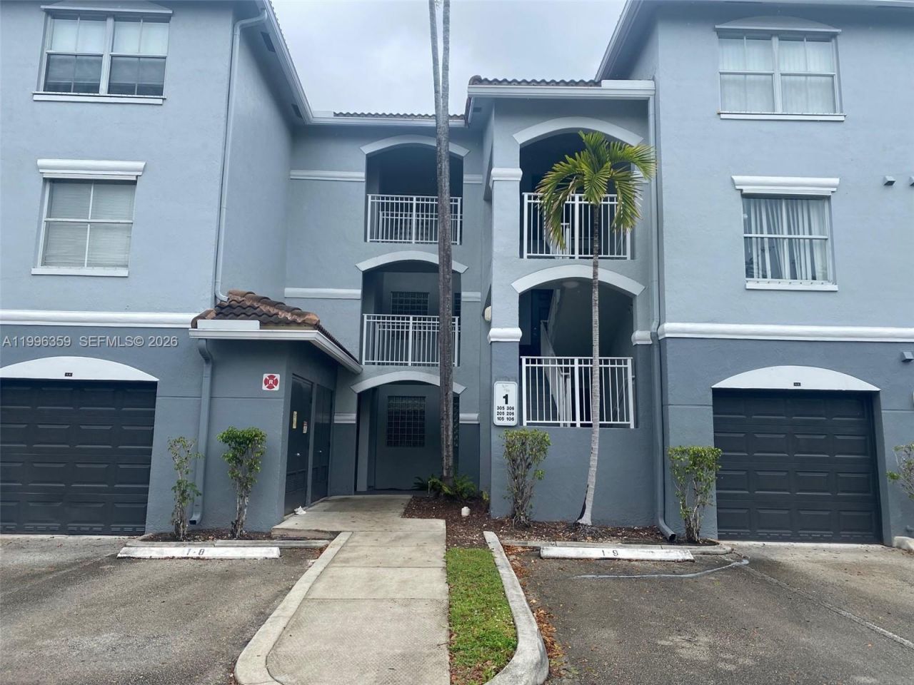 9645 NW 1st Ct, Unit 1-106, Pembroke Pines, FL 33024 Photo