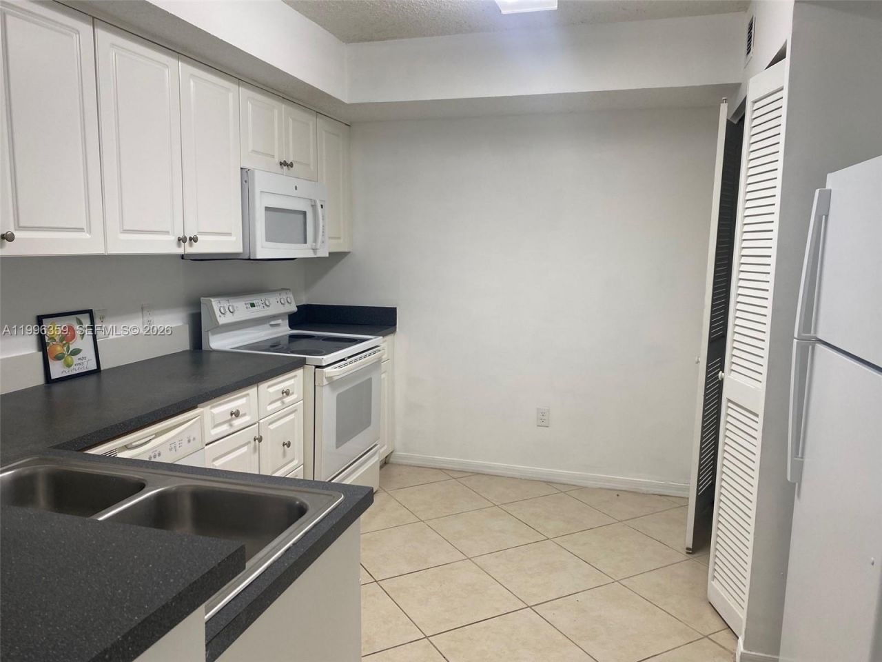 9645 NW 1st Ct, Unit 1-106, Pembroke Pines, FL 33024 Photo