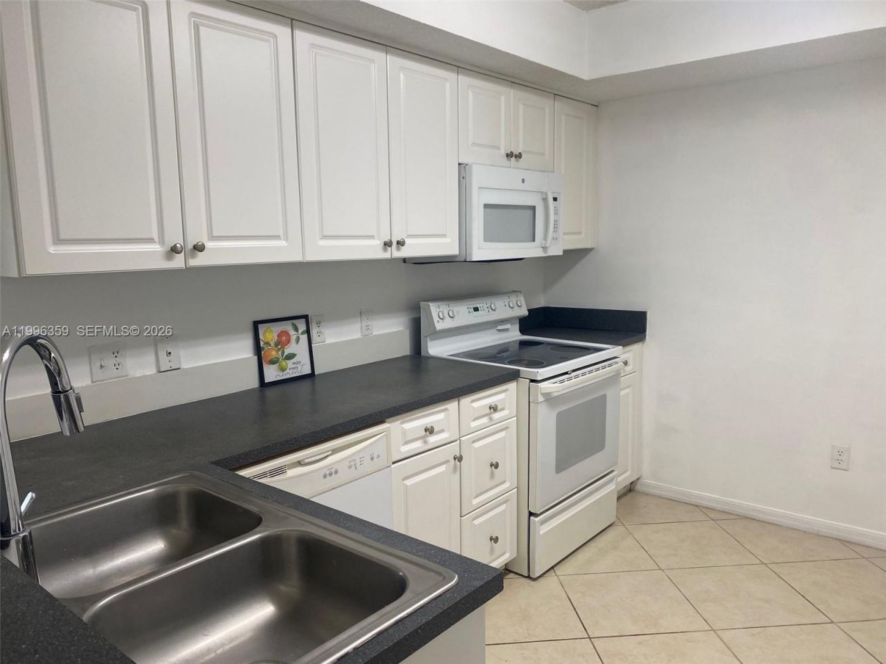 9645 NW 1st Ct, Unit 1-106, Pembroke Pines, FL 33024 Photo
