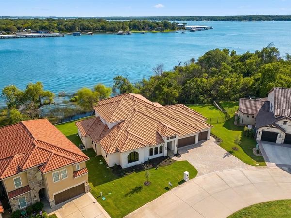 9065 Lakeside Drive, Fort Worth, TX 76179