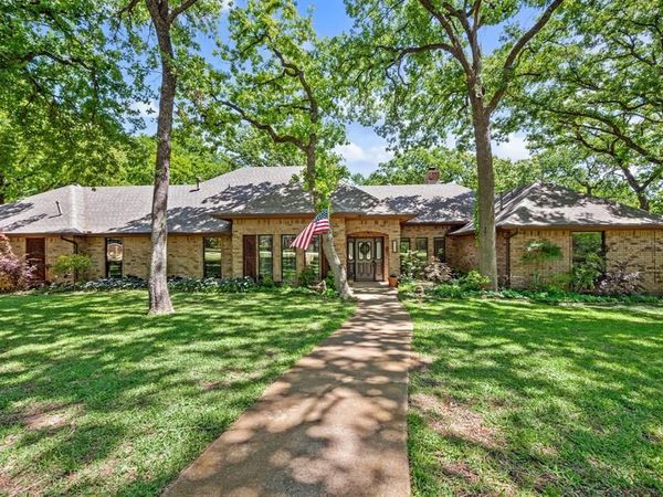 1659 Creekside Drive, Southlake, TX 76092