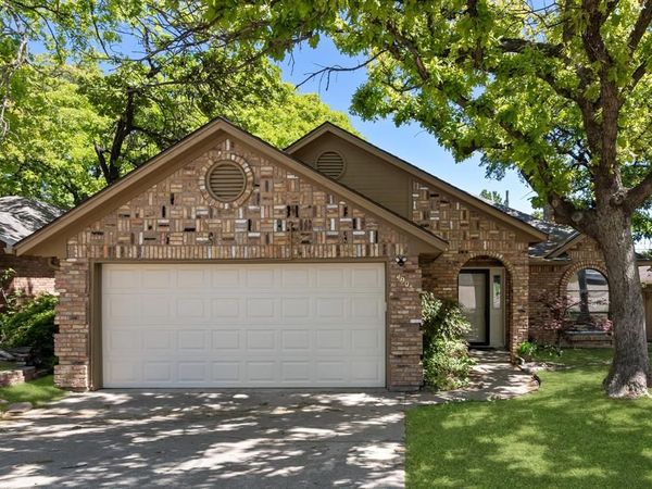 4905 Arborgate Drive, Arlington, TX 76017