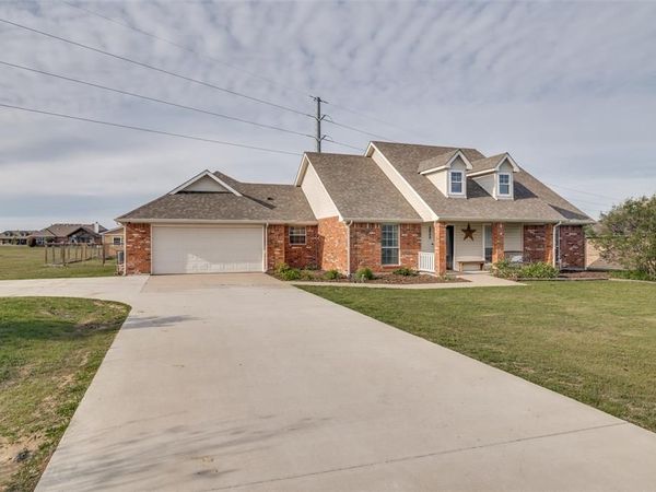 2808 County Road 643, Nevada, TX 75173