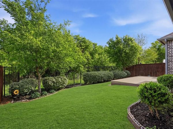 1225 Shire Drive, Aubrey, TX 76227