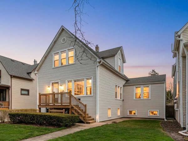 4711 N Kilbourn Avenue , Chicago, IL 60630