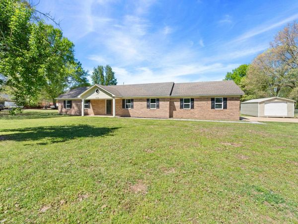 9132 KERRVILLE-ROSEMARK RD, Millington, TN 38053