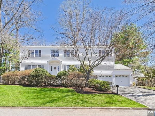 412 Eric Lane, NORTHVALE, NJ 07647