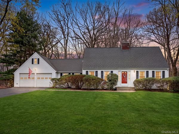 21 Cardinal Court, West Nyack, NY 10994