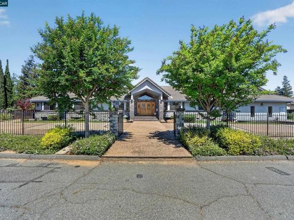 139 Loren Ln, Oakley, CA 94561